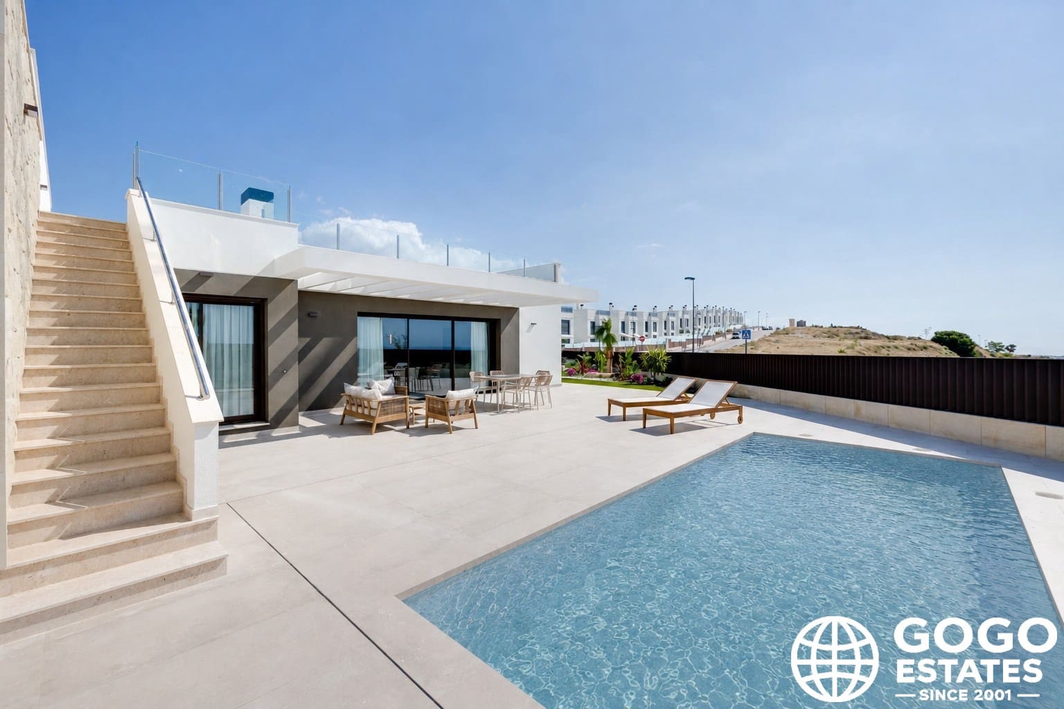 3 soveværelse Rækkehus til salg i Muchamiel / Mutxamel med swimmingpool - € 625.000 (Ref: 10164607)