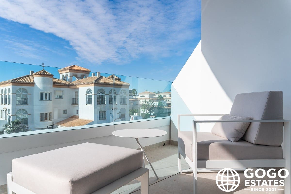 4 quarto Apartamento para venda em Orihuela Costa com piscina garagem - 499 000 € (Ref: 10164633)