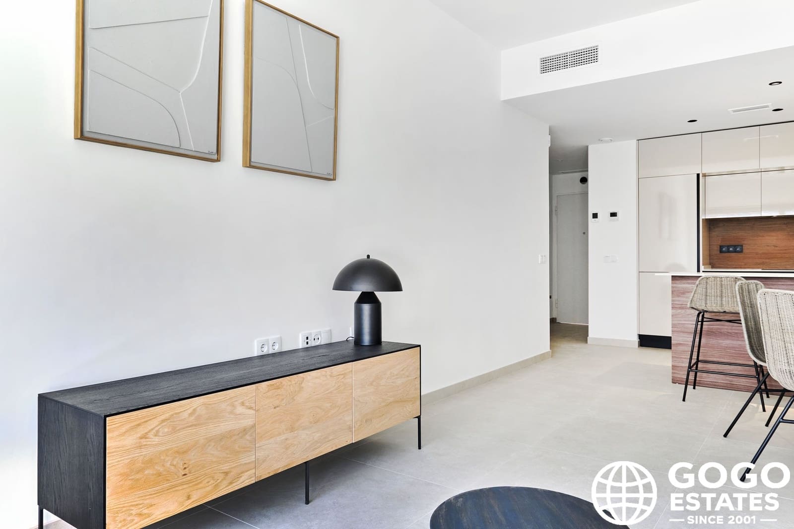 Bungalow de 2 habitaciones en Torrevieja en venta con piscina garaje - 380.000 € (Ref: 10164661)