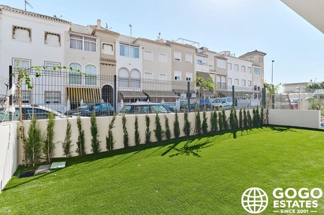 Bungalow de 2 habitaciones en Playa de los Náufragos, Torrevieja en venta con piscina garaje - 380.000 € (Ref: 10164661)