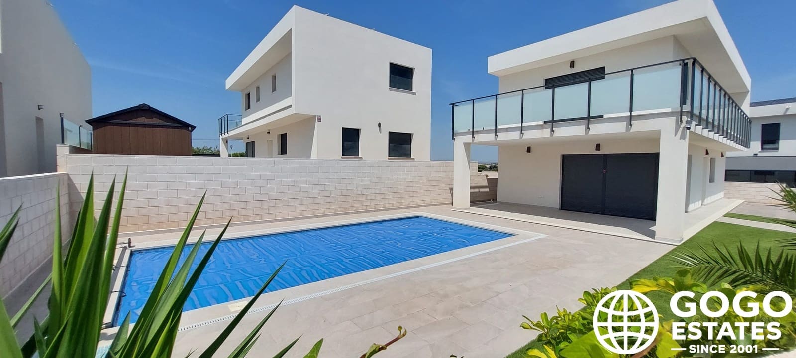 4 bedroom Villa for sale in Gran Alacant with garage - € 792,000 (Ref: 10164671)