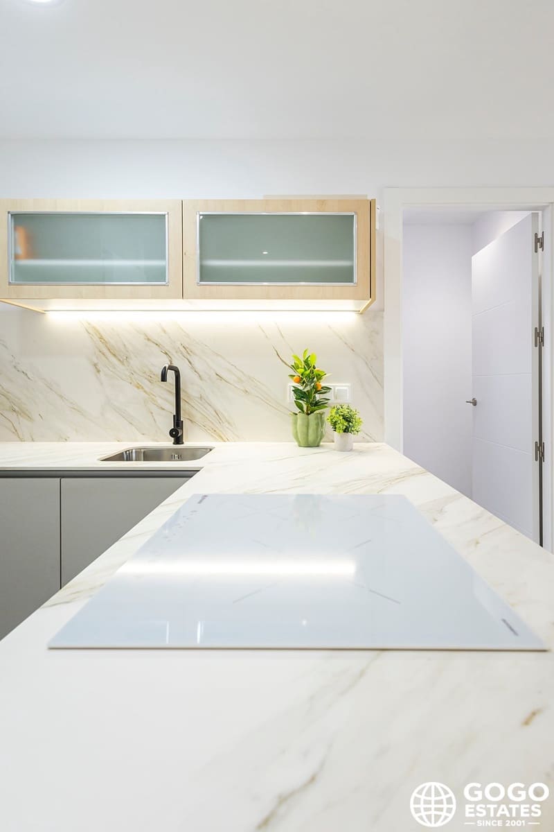 2 sypialnia Apartament na sprzedaż w Torrevieja z basenem garażem - 269 000 € (Ref: 10166209)