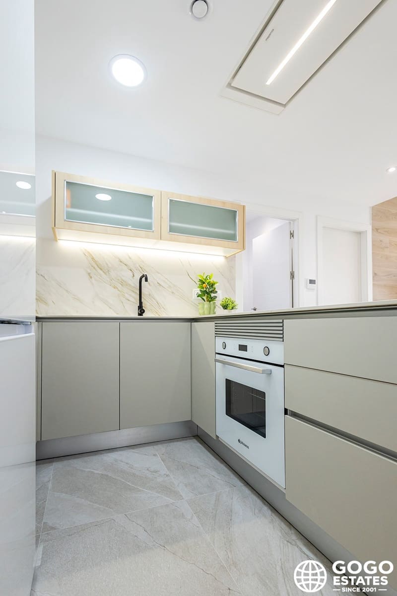 2 sypialnia Apartament na sprzedaż w Torrevieja z basenem garażem - 269 000 € (Ref: 10166209)