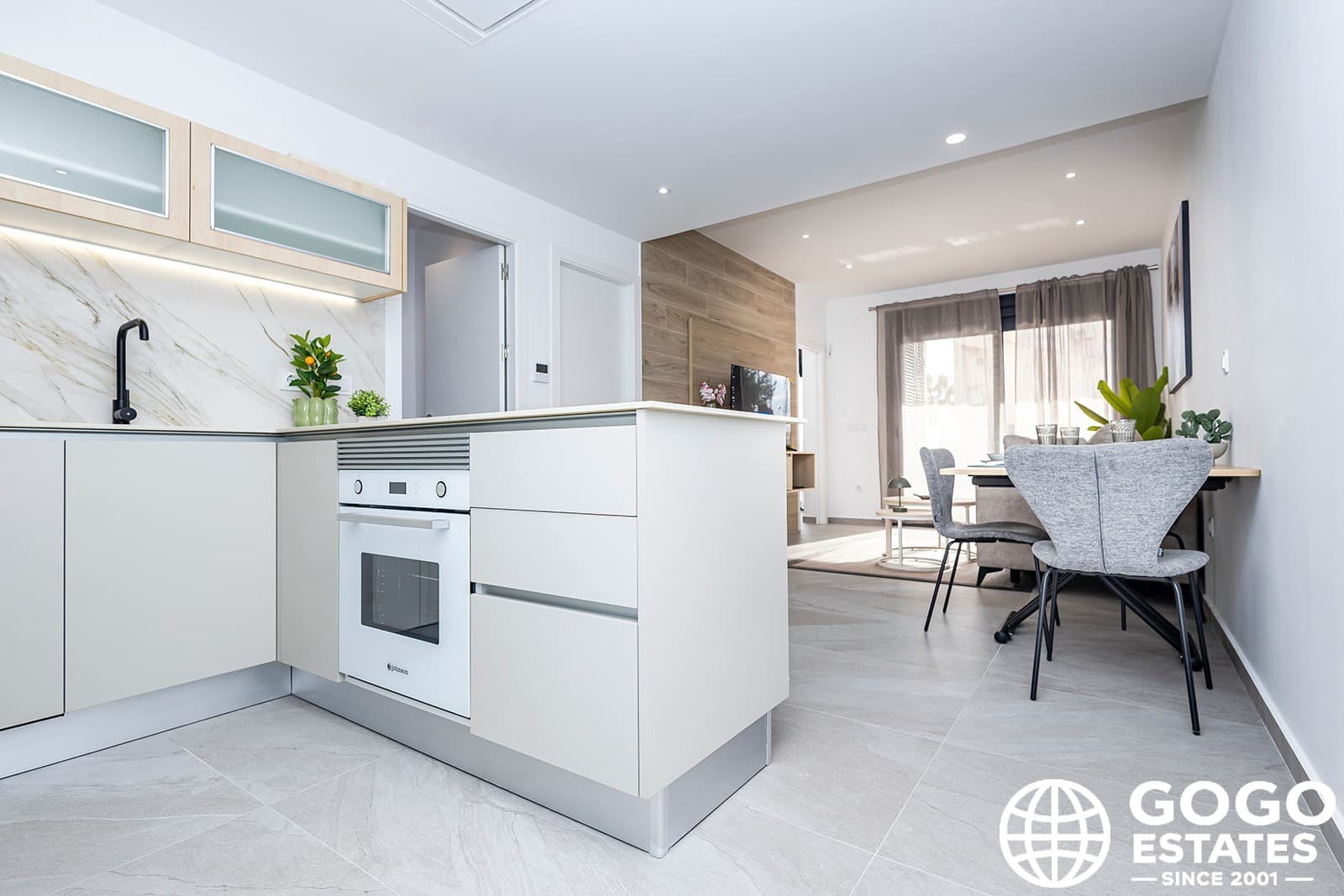 2 sypialnia Apartament na sprzedaż w Torrevieja z basenem garażem - 269 000 € (Ref: 10166209)