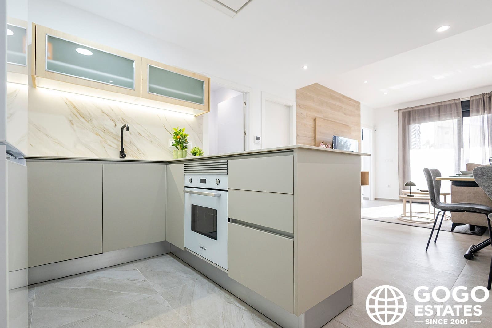 2 sypialnia Apartament na sprzedaż w Torrevieja z basenem garażem - 269 000 € (Ref: 10166209)