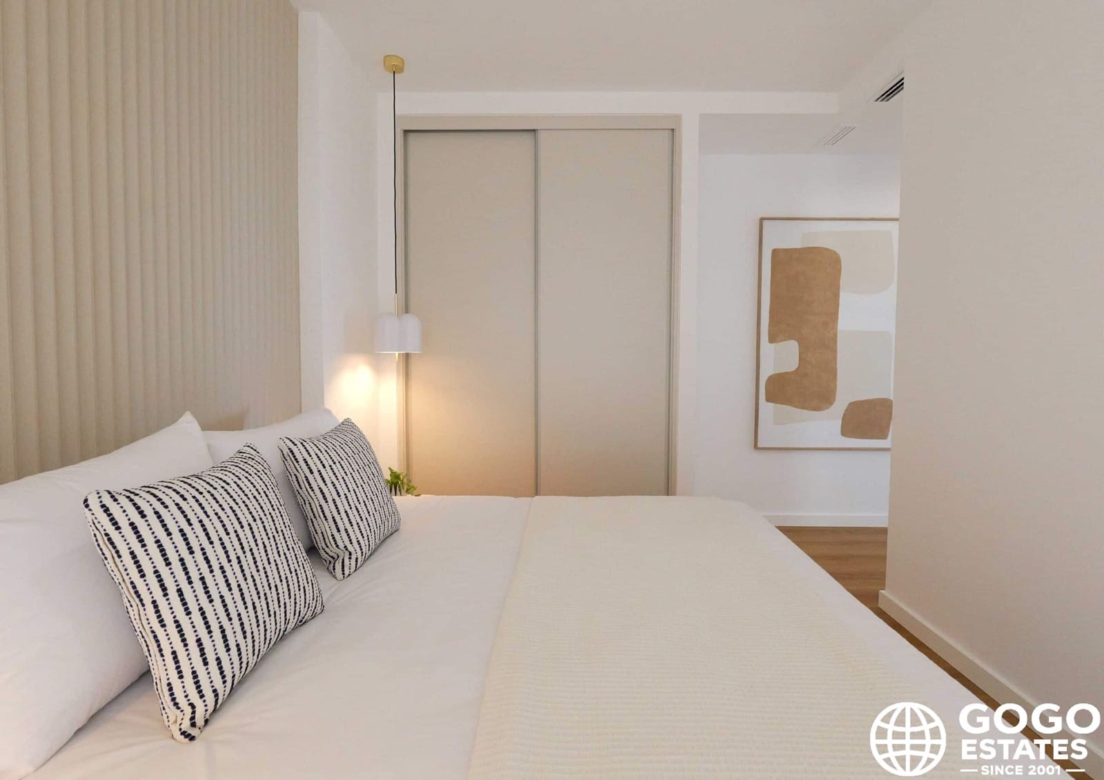 1 slaapkamer Appartement te koop in La Manga del Mar Menor met zwembad garage - € 288.000 (Ref: 9970911)