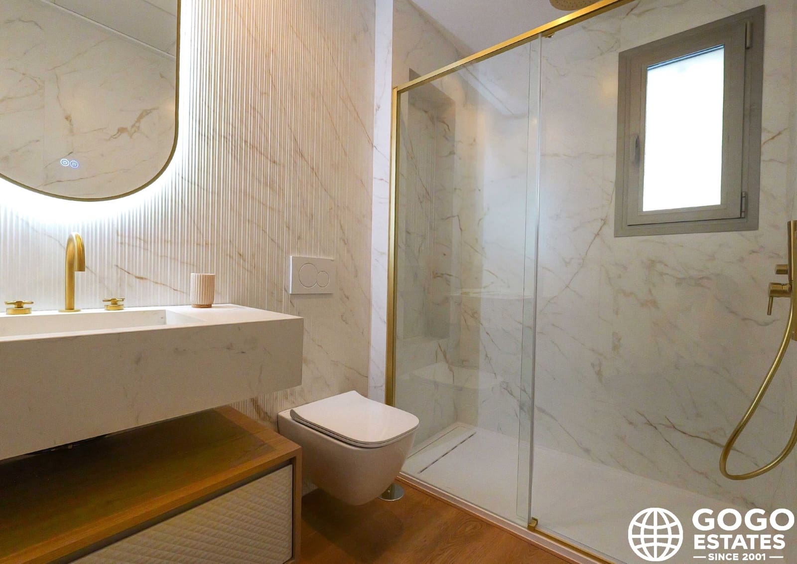 1 slaapkamer Appartement te koop in La Manga del Mar Menor met zwembad garage - € 288.000 (Ref: 9970911)
