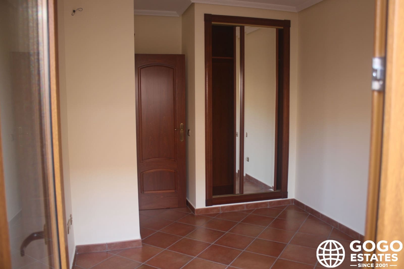 2 soverom Kjedet enebolig til salgs i Torrevieja med svømmebasseng garasje - € 330 000 (Ref: 9970912)