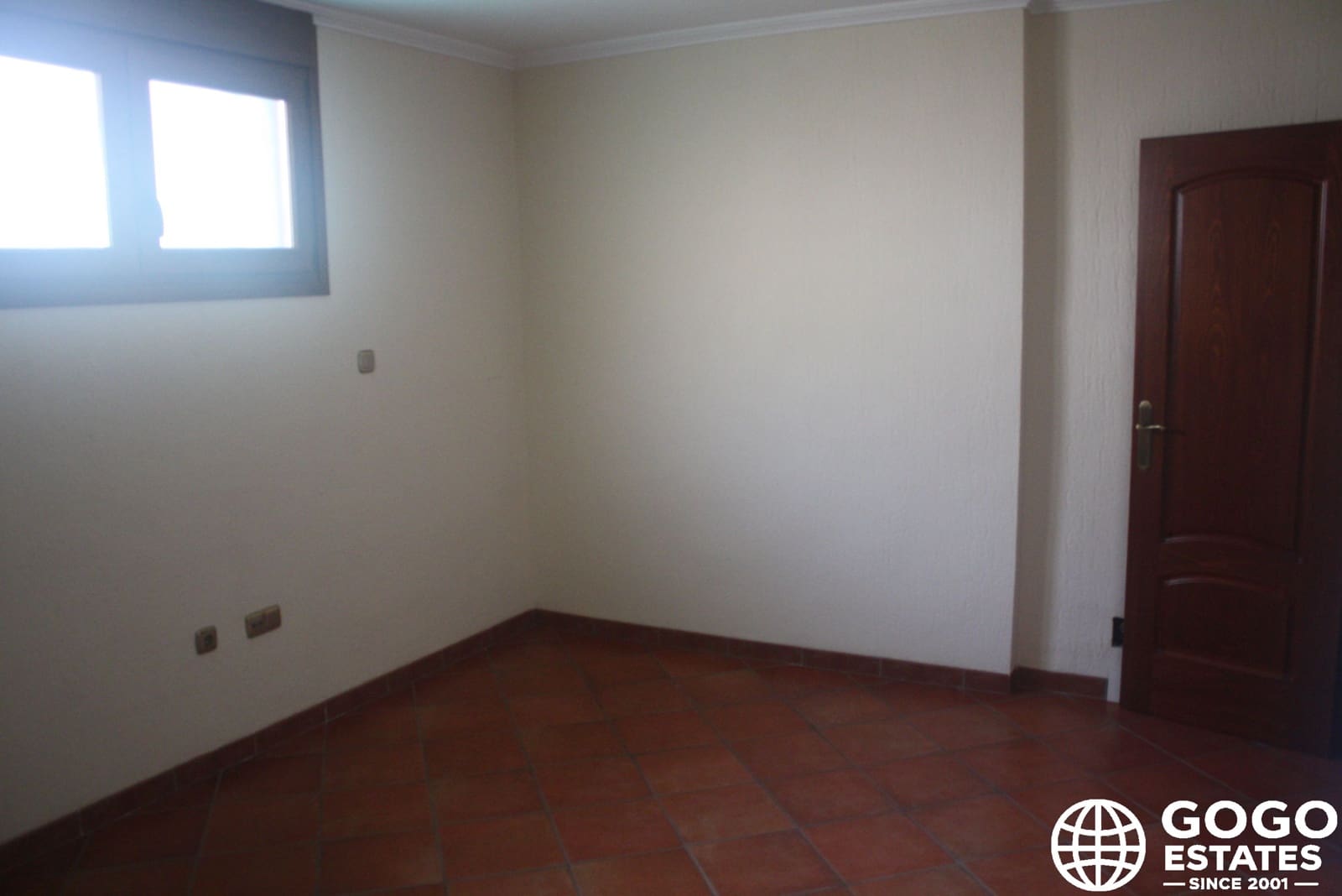 2 soverom Kjedet enebolig til salgs i Torrevieja med svømmebasseng garasje - € 330 000 (Ref: 9970912)