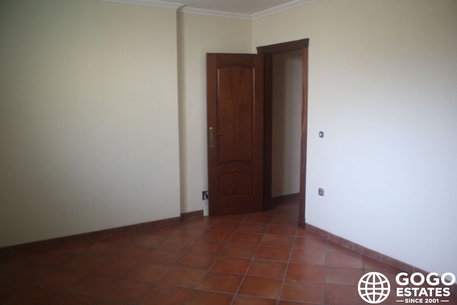 2 soverom Kjedet enebolig til salgs i Torrevieja med svømmebasseng garasje - € 330 000 (Ref: 9970912)