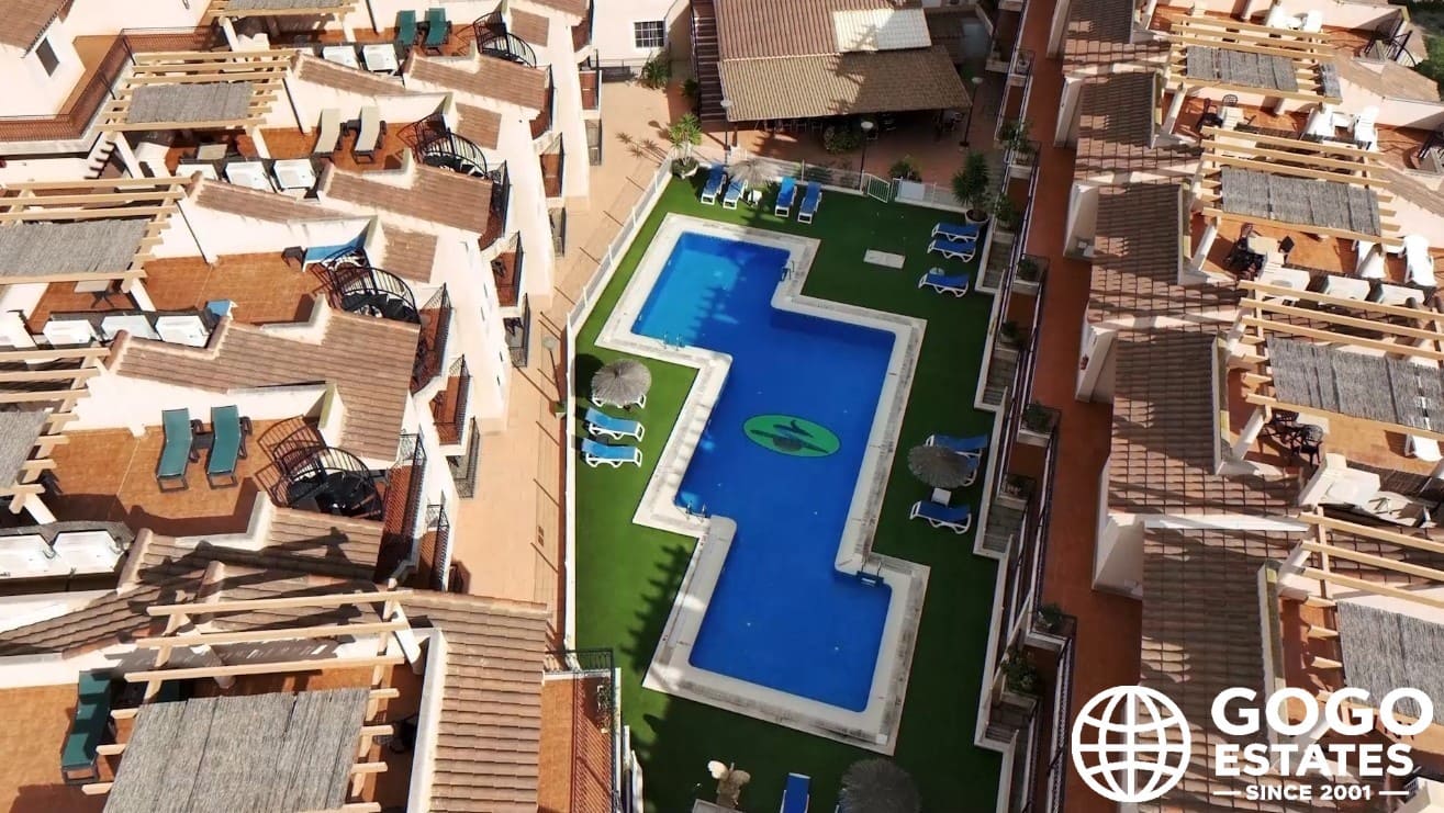 2 bedroom Penthouse for sale in Aguilas with pool garage - € 132,000 (Ref: 9970915)