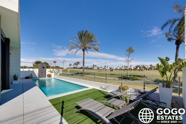 3 soverom Villa til salgs i Pinar de Campoverde, Pilar de la Horadada med svømmebasseng - € 594 000 (Ref: 9970942)
