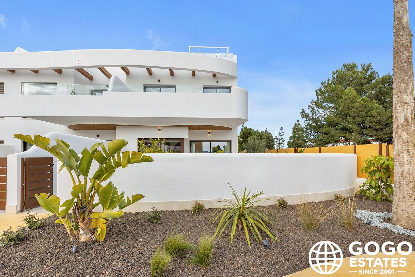 3 bedroom Villa for sale in Los Alcazares with pool - € 539,900 (Ref: 9970955)
