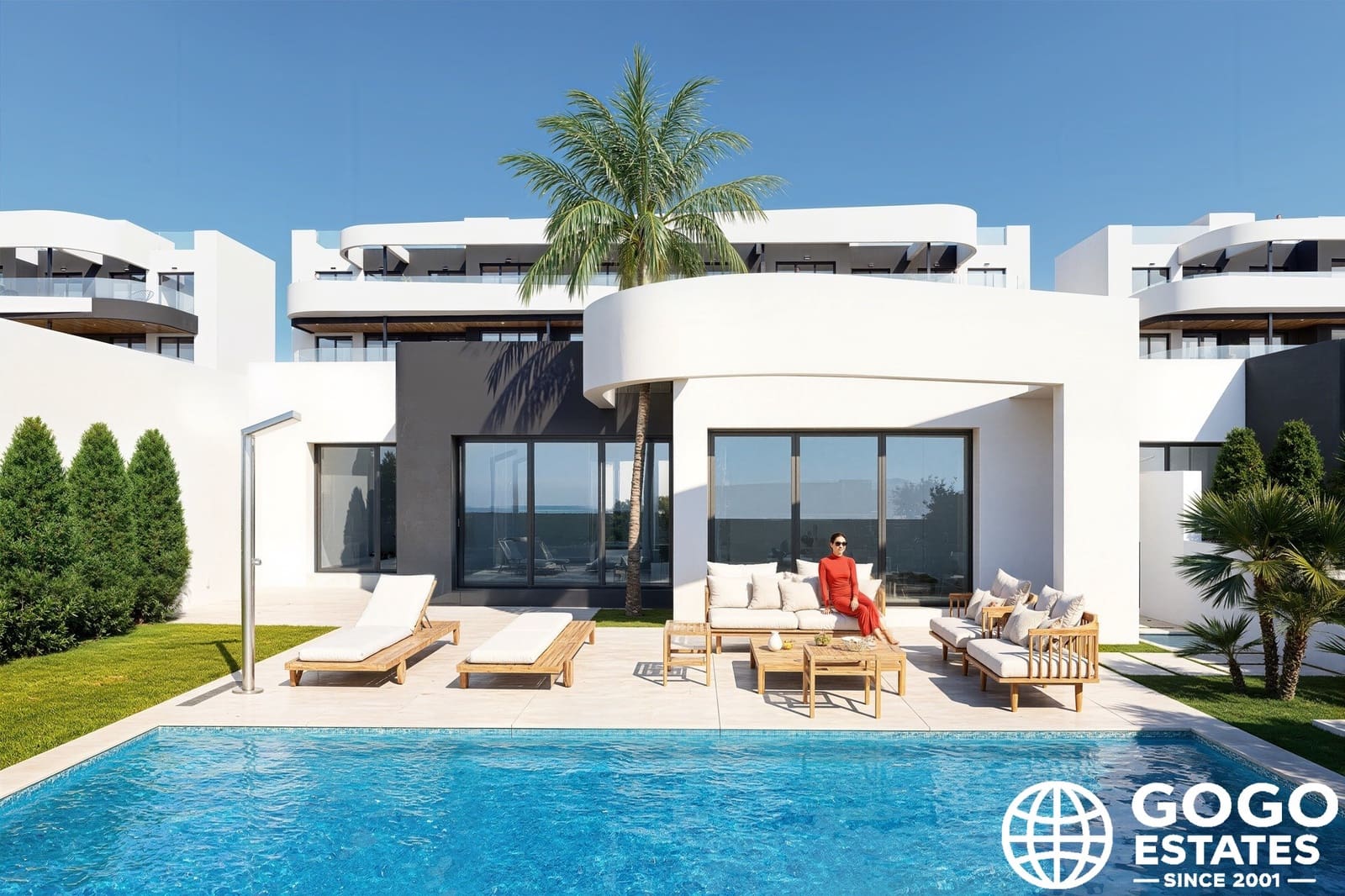 Chalet de 3 habitaciones en Los Alcázares en venta con piscina garaje - 599.000 € (Ref: 9971016)