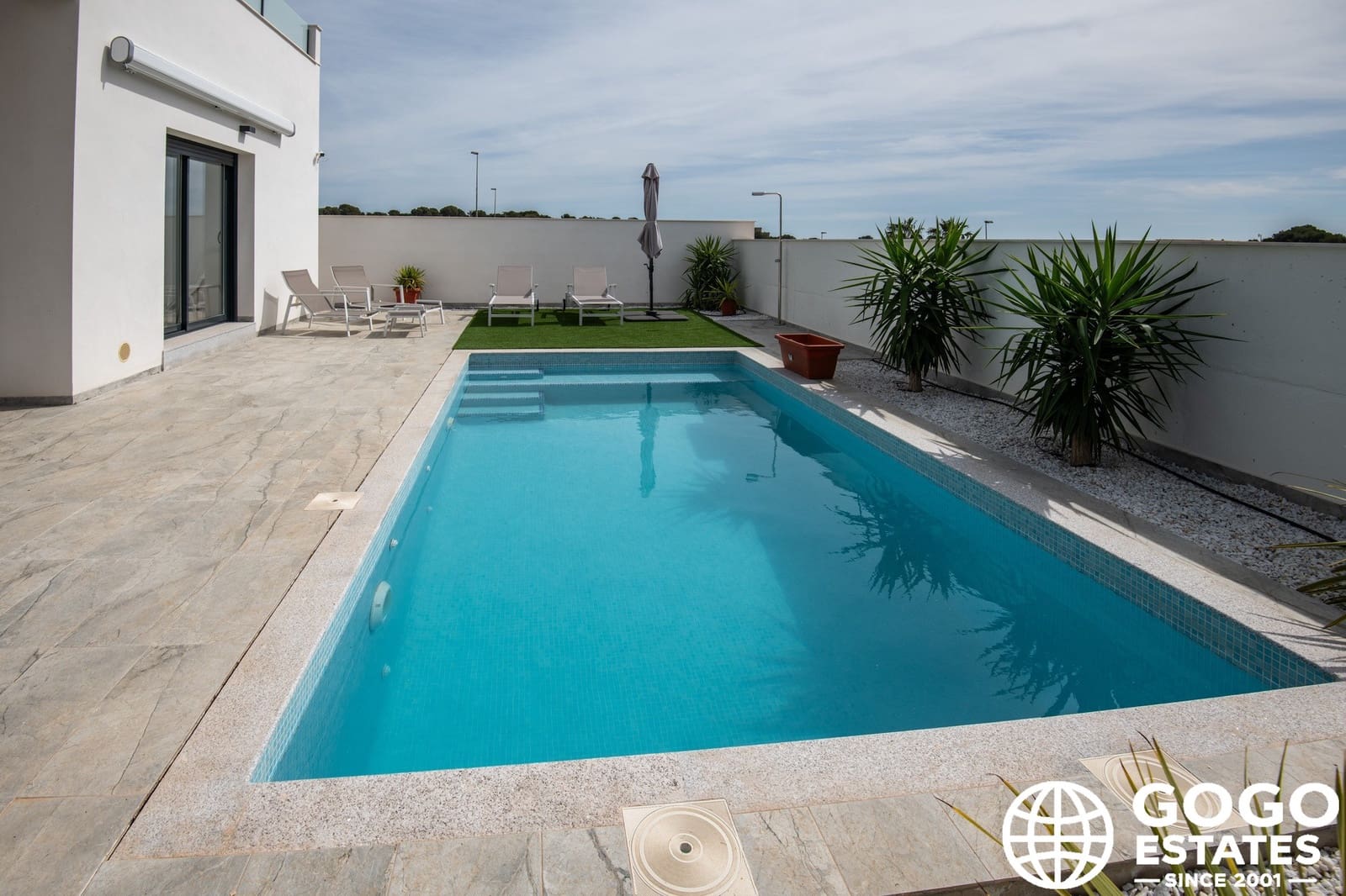 2 soveværelse Villa til salg i Pilar de la Horadada med swimmingpool garage - € 422.500 (Ref: 9971021)
