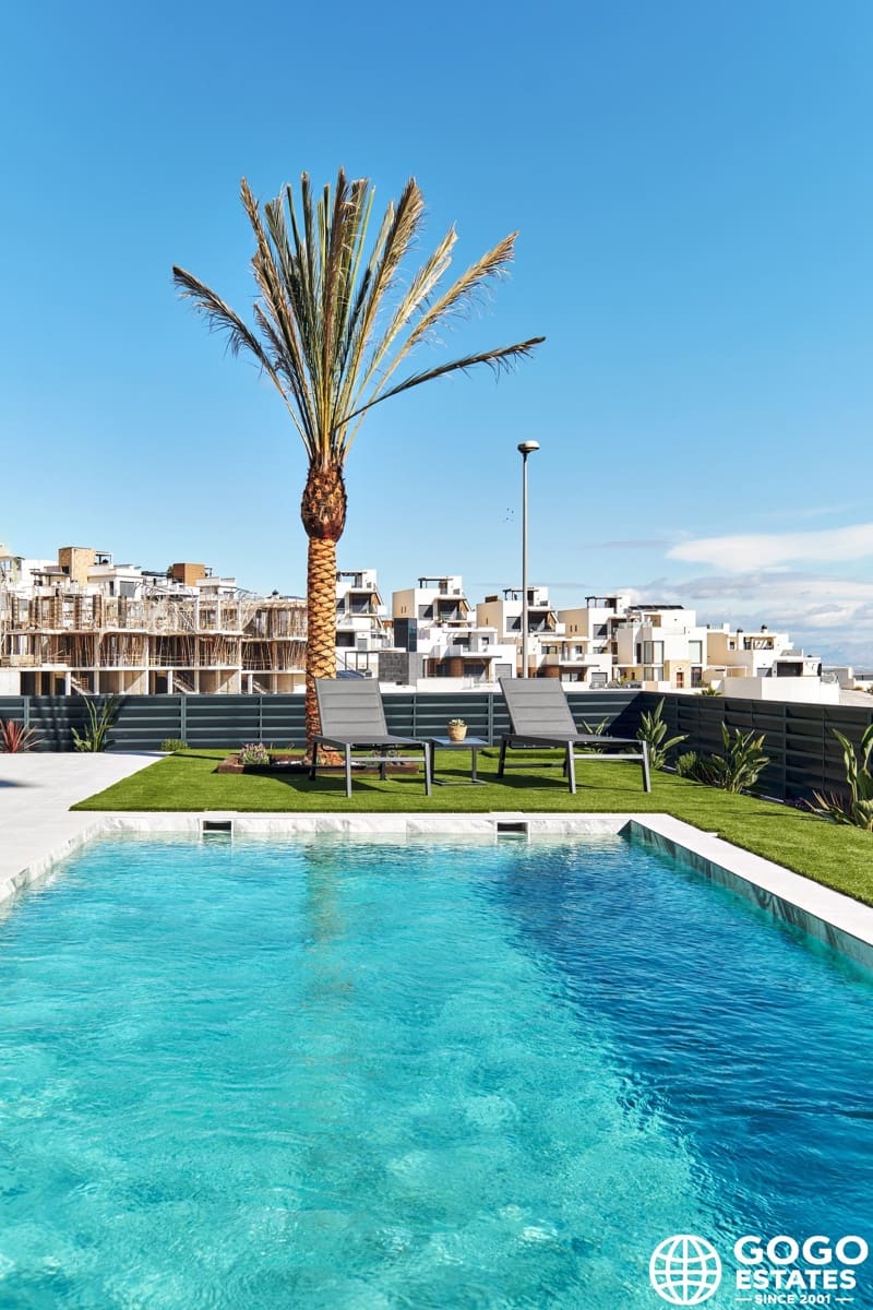 3 slaapkamer Villa te koop in San Miguel de Salinas - € 1.000.000 (Ref: 9971047)