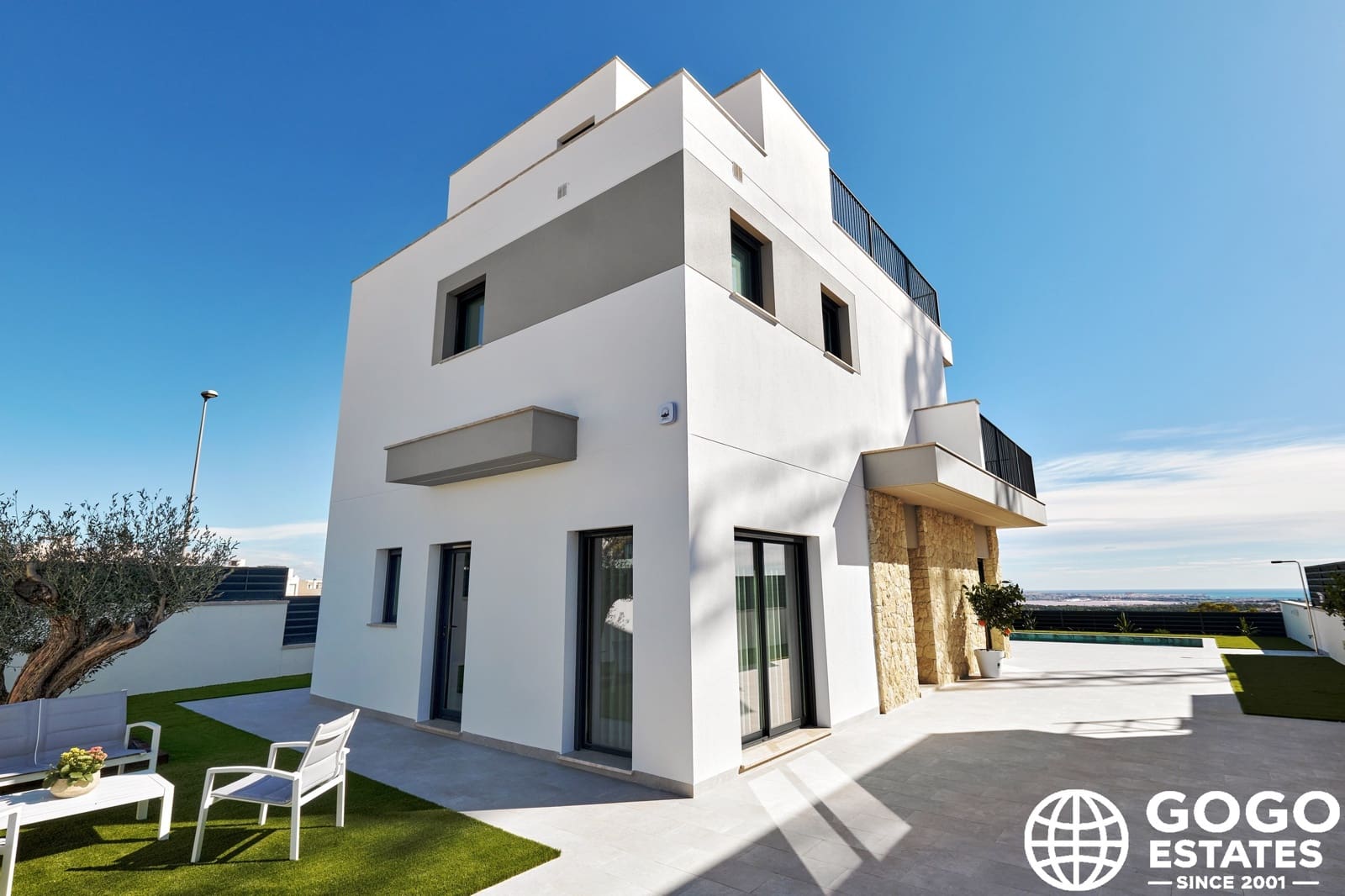 3 slaapkamer Villa te koop in San Miguel de Salinas - € 1.000.000 (Ref: 9971047)
