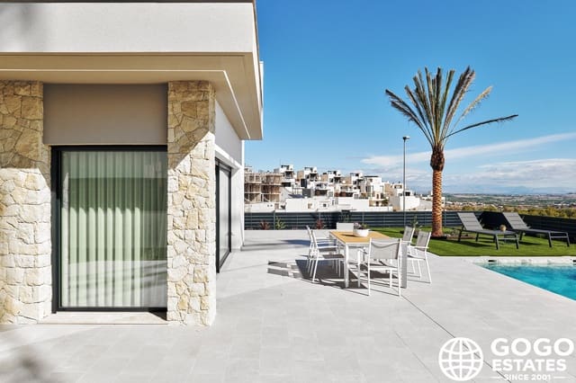 Chalet de 3 habitaciones en San Miguel de Salinas en venta - 1.000.000 € (Ref: 9971047)