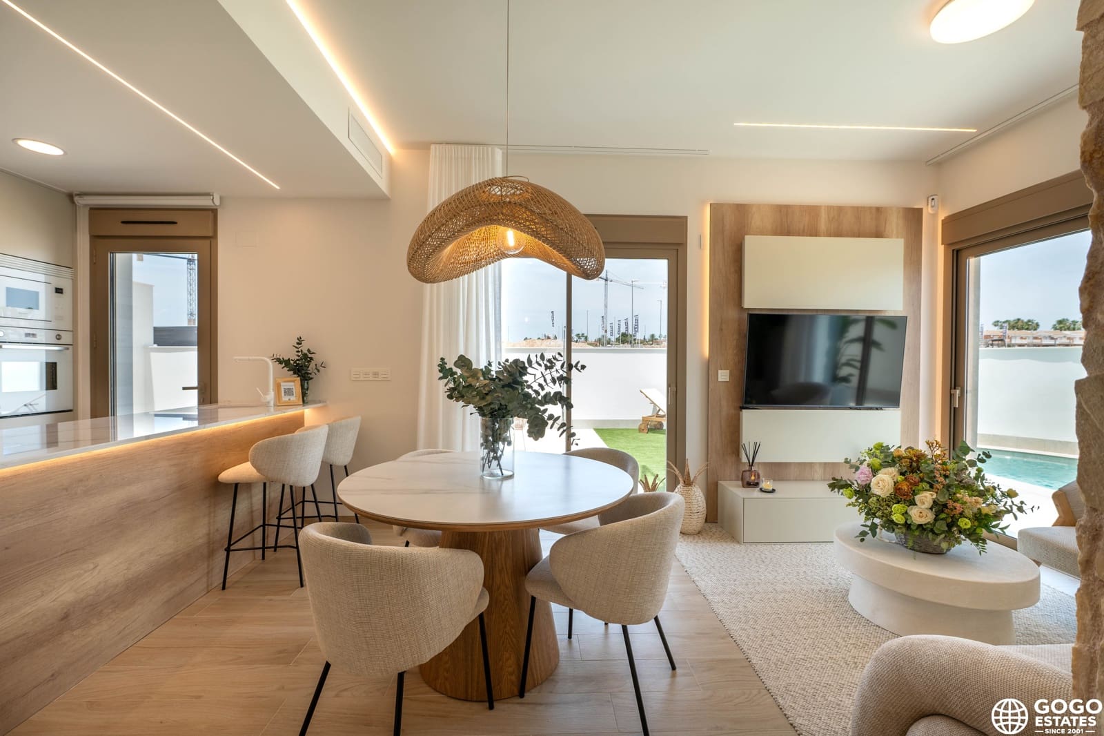 3 soverom Hus til salgs i Los Alcazares med svømmebasseng - € 469 000 (Ref: 9971053)