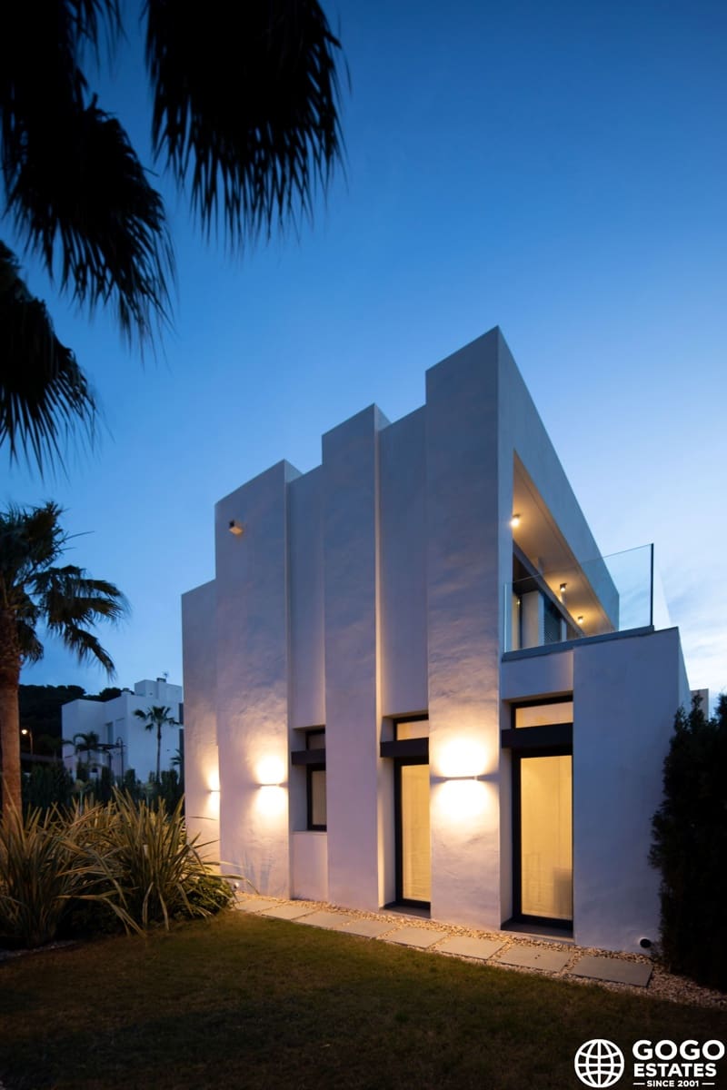 2 bedroom Villa for sale in Atamaria - € 700,000 (Ref: 9971069)