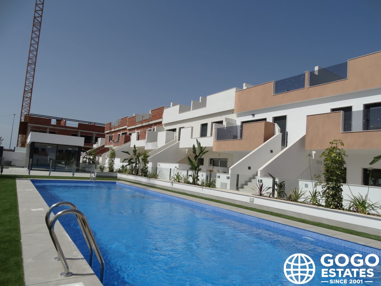 3 slaapkamer Bungalow te koop in Pilar de la Horadada met zwembad - € 305.000 (Ref: 9971076)