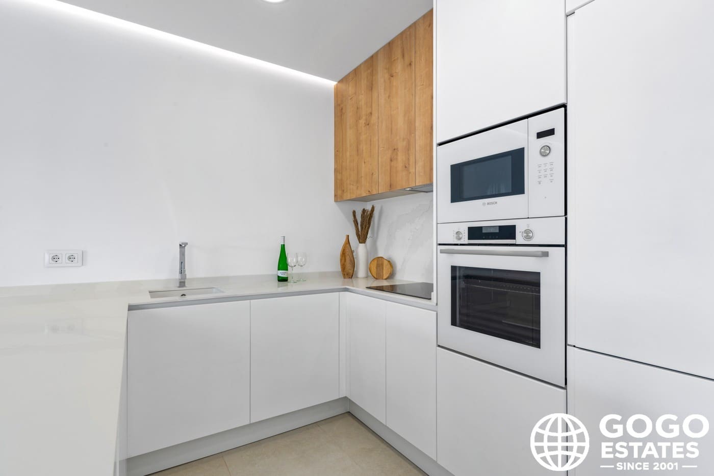 3 slaapkamer Villa te koop in Pilar de la Horadada met zwembad - € 559.900 (Ref: 9971175)
