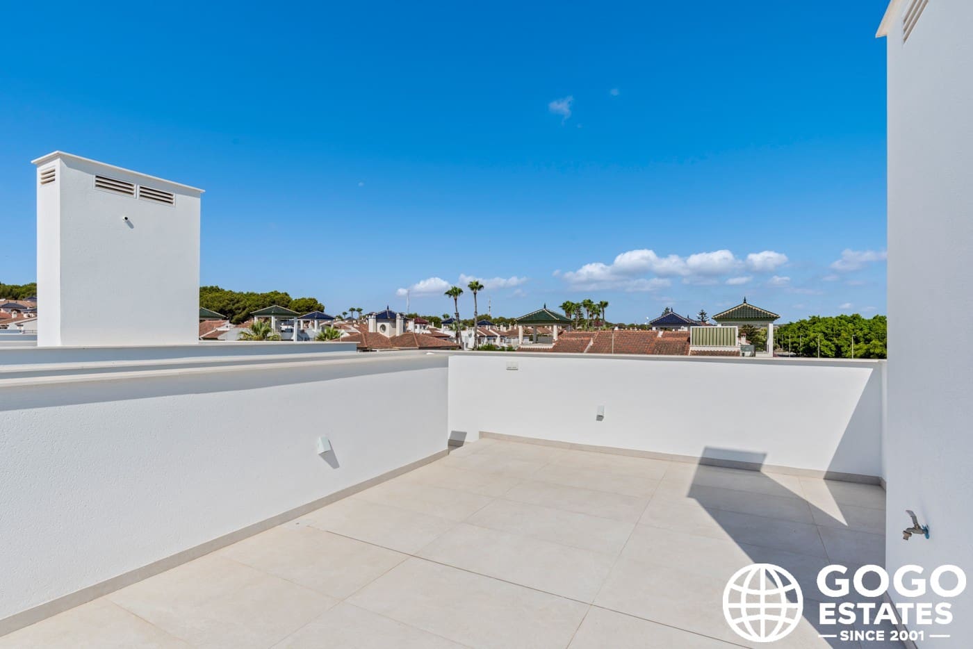 3 slaapkamer Villa te koop in Pilar de la Horadada met zwembad - € 559.900 (Ref: 9971175)