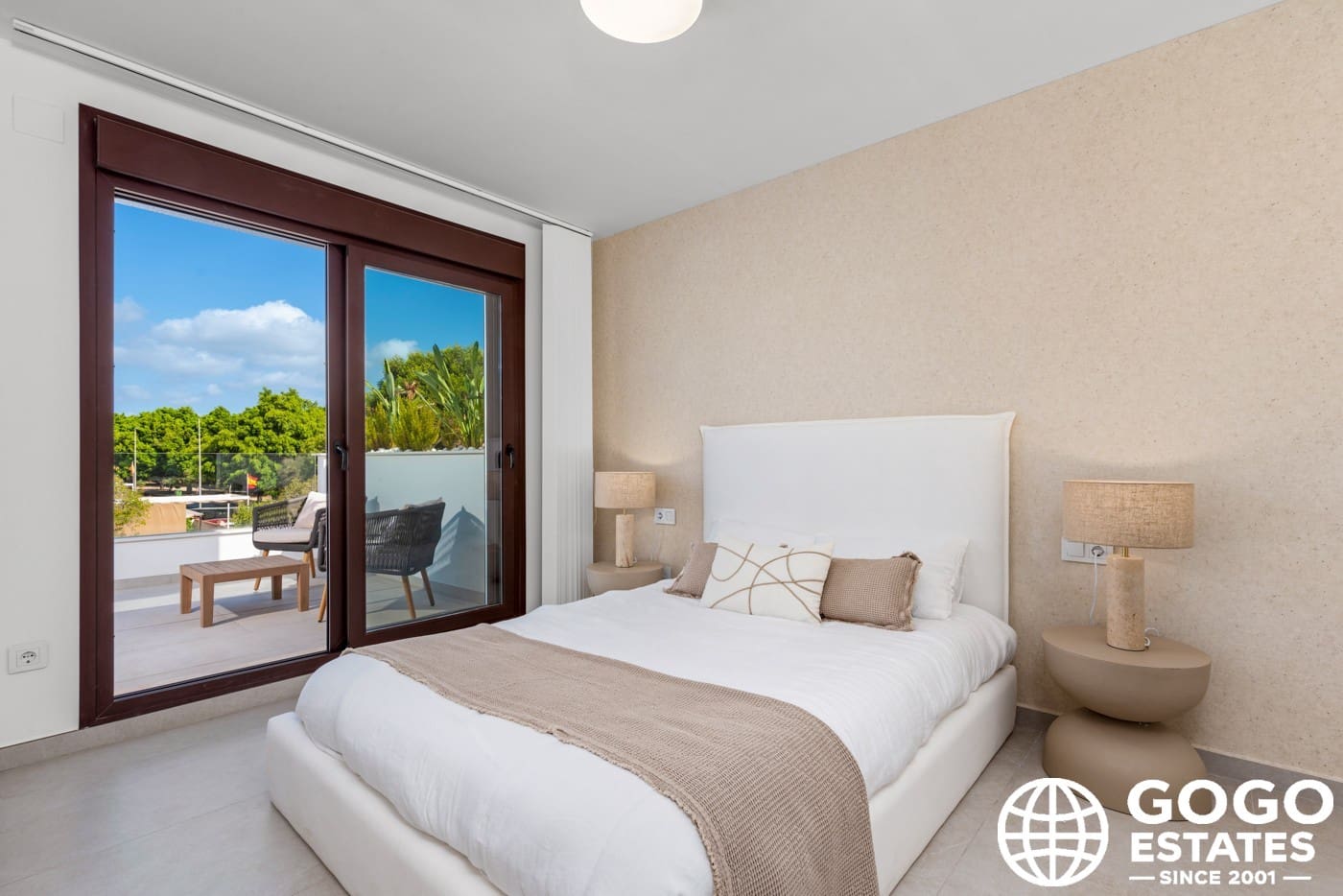 3 slaapkamer Villa te koop in Pilar de la Horadada met zwembad - € 559.900 (Ref: 9971175)