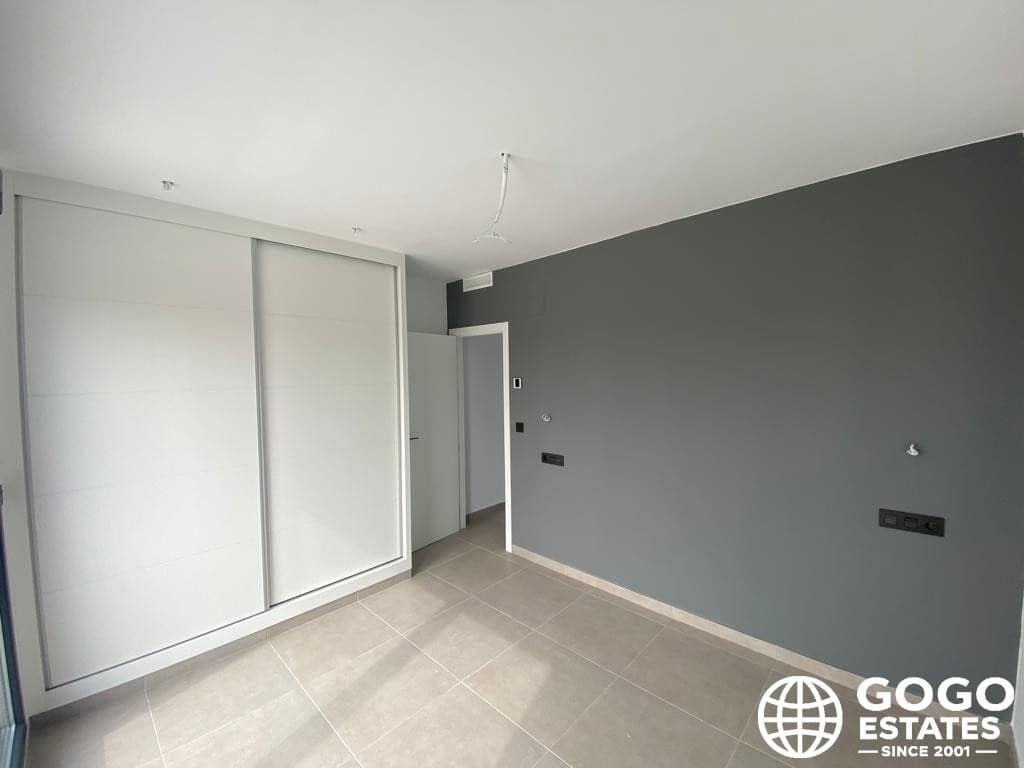 Chalet de 3 habitaciones en Los Alcázares en venta con piscina - 419.900 € (Ref: 9971181)