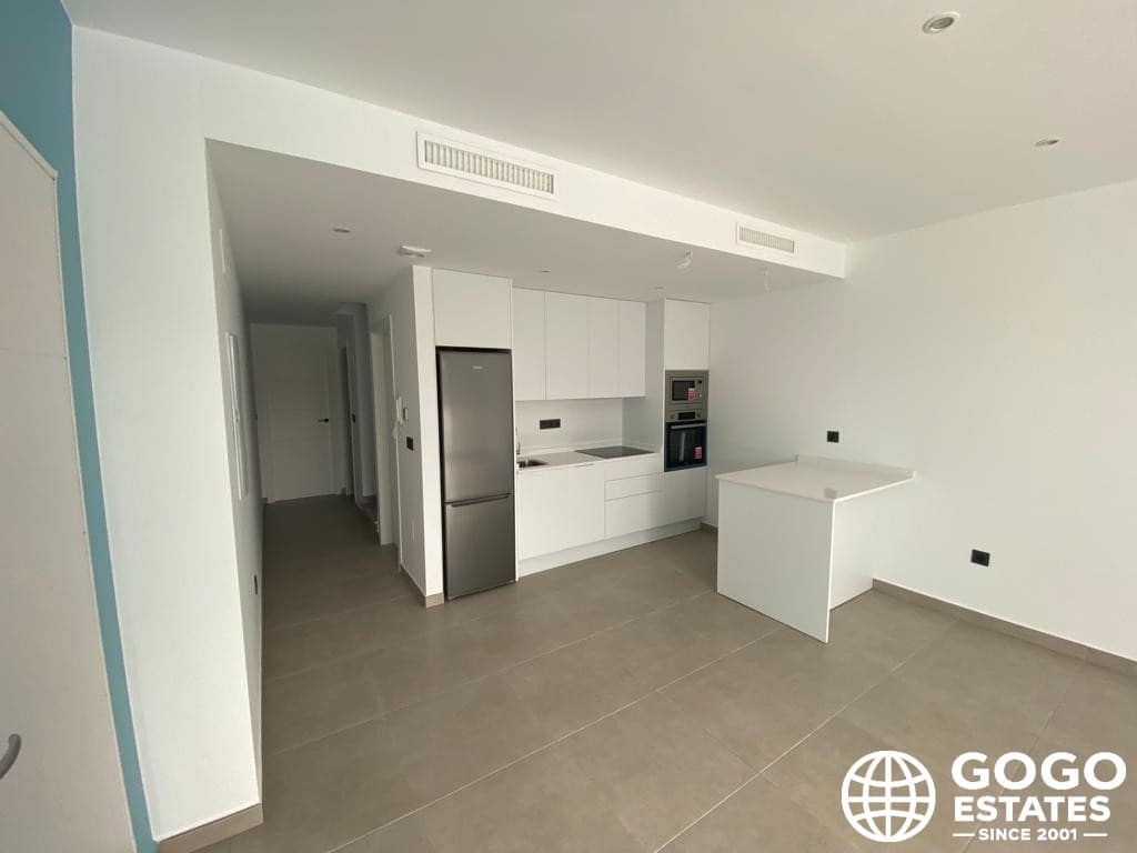 Chalet de 3 habitaciones en Los Alcázares en venta con piscina - 419.900 € (Ref: 9971181)