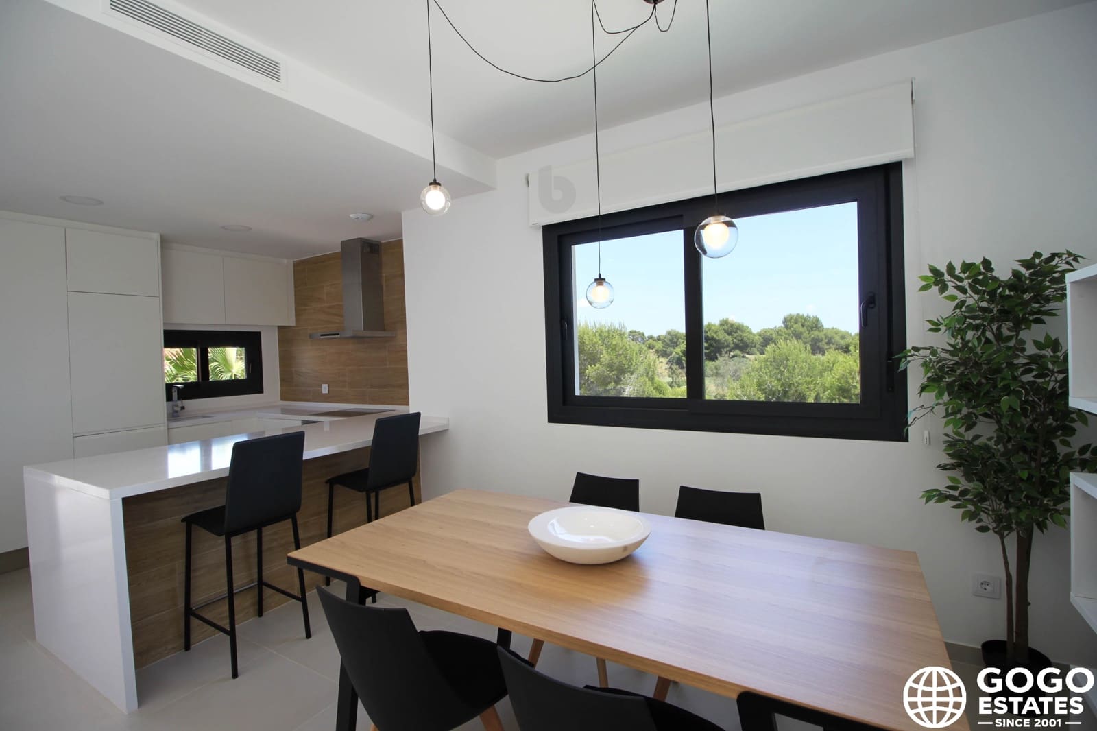 Apartamento de 3 habitaciones en Pilar de la Horadada en venta con piscina garaje - 329.900 € (Ref: 9971187)