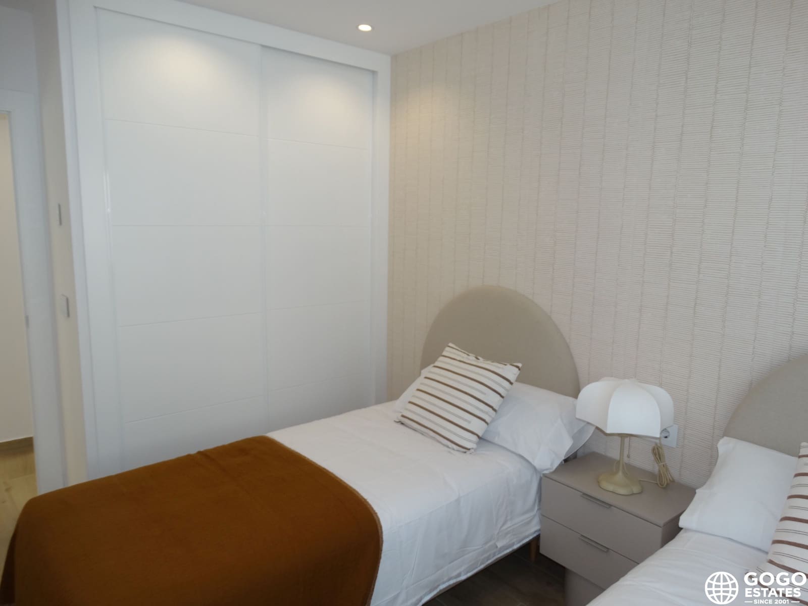 2 slaapkamer Bungalow te koop in Pilar de la Horadada met zwembad - € 245.000 (Ref: 9971188)