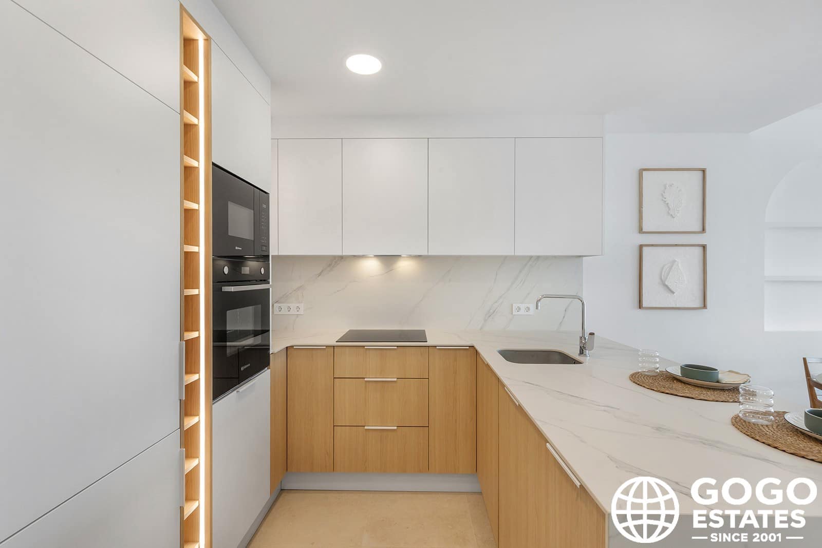 2 soveværelse Lejlighed til salg i Los Alcazares med swimmingpool - € 279.900 (Ref: 9971196)