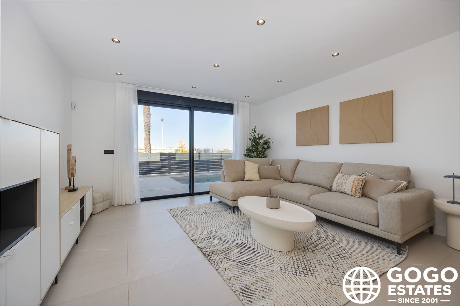 3 slaapkamer Villa te koop in Torrevieja met zwembad - € 585.000 (Ref: 9971226)