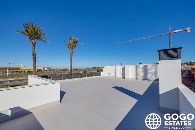 3 soveværelse Villa til salg i Aguas Nuevas, Torrevieja med swimmingpool - € 585.000 (Ref: 9971226)