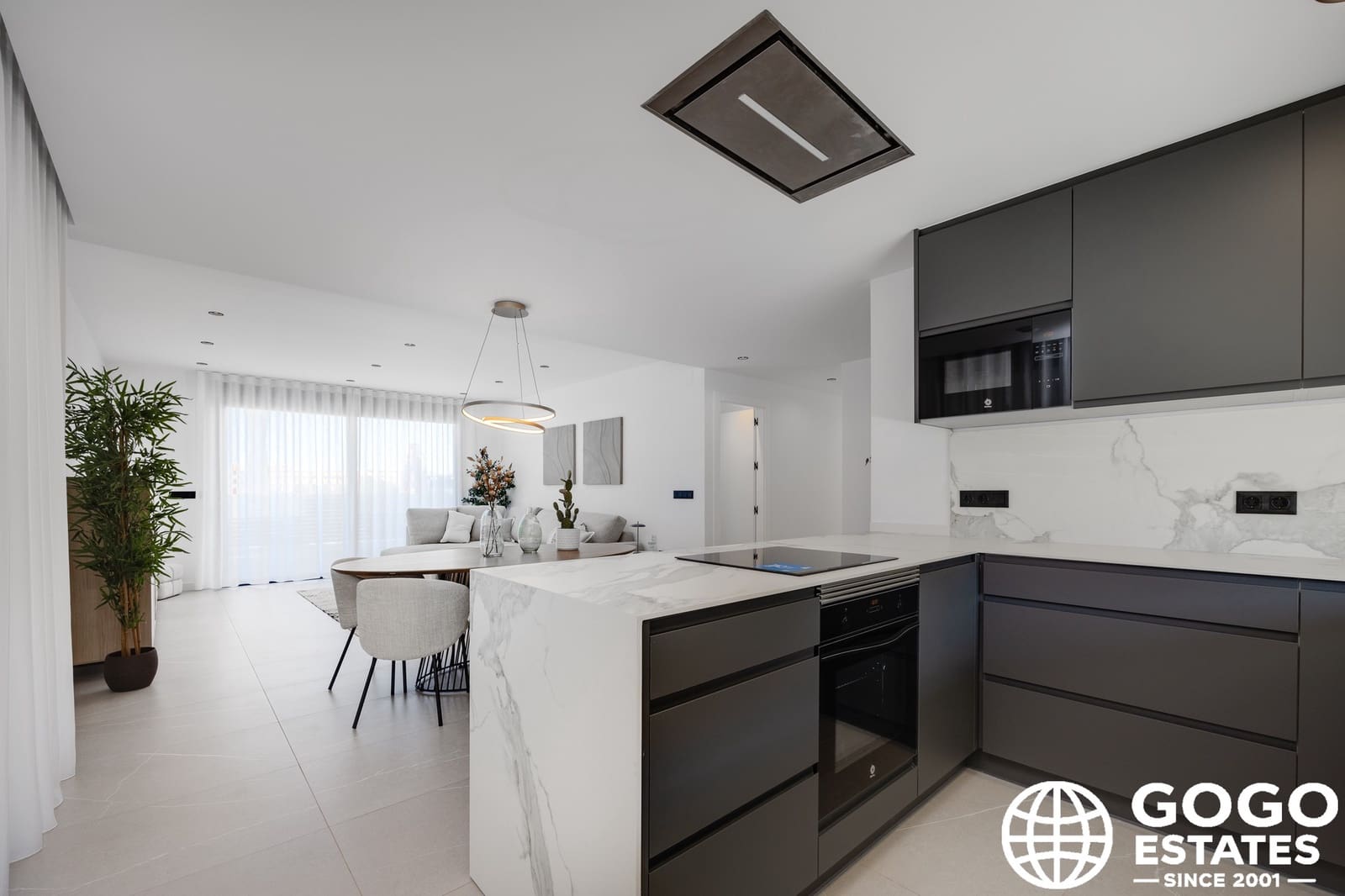 3 slaapkamer Villa te koop in Torrevieja met zwembad - € 585.000 (Ref: 9971226)