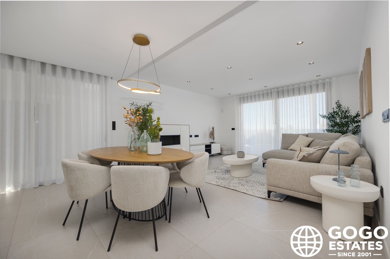 3 slaapkamer Villa te koop in Torrevieja met zwembad - € 585.000 (Ref: 9971226)