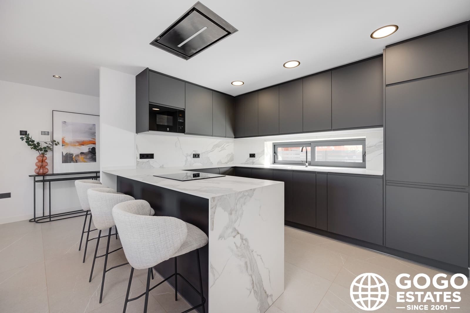 3 slaapkamer Villa te koop in Torrevieja met zwembad - € 585.000 (Ref: 9971226)