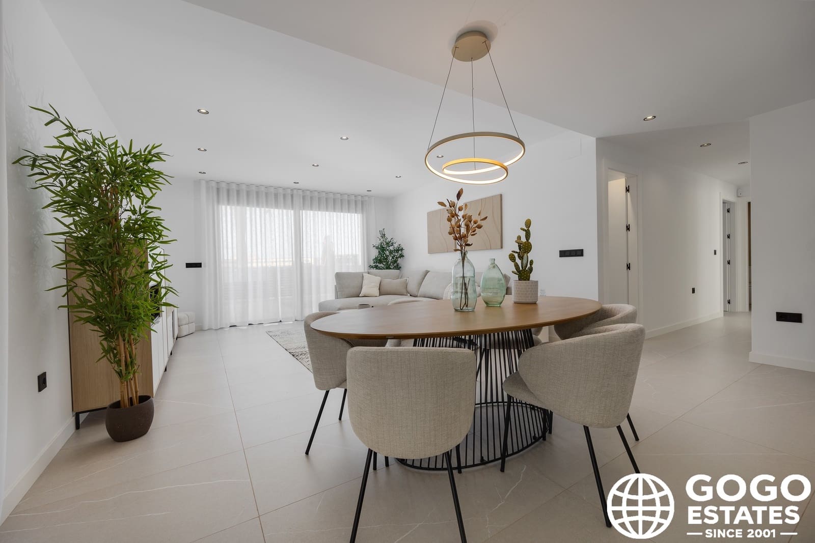 3 slaapkamer Villa te koop in Torrevieja met zwembad - € 585.000 (Ref: 9971226)