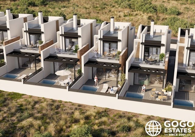 3 soverom Rekkehus til salgs i Aguas Nuevas, Torrevieja med svømmebasseng - € 550 000 (Ref: 9971238)
