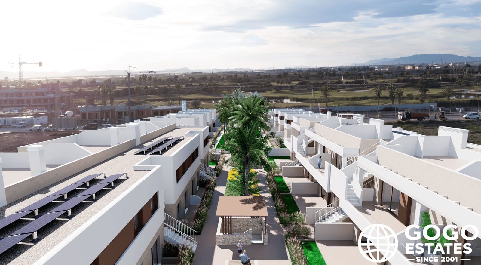 Chalet de 3 habitaciones en Los Alcázares en venta con piscina - 489.000 € (Ref: 9971251)