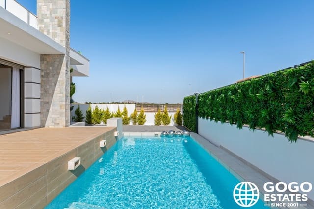 3 sypialnia Willa na sprzedaż w Centro, Los Alcázares z basenem garażem - 544 841 € (Ref: 9971286)
