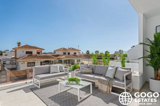 3 sypialnia Willa na sprzedaż w Centro, Los Alcázares z basenem garażem - 544 841 € (Ref: 9971286)