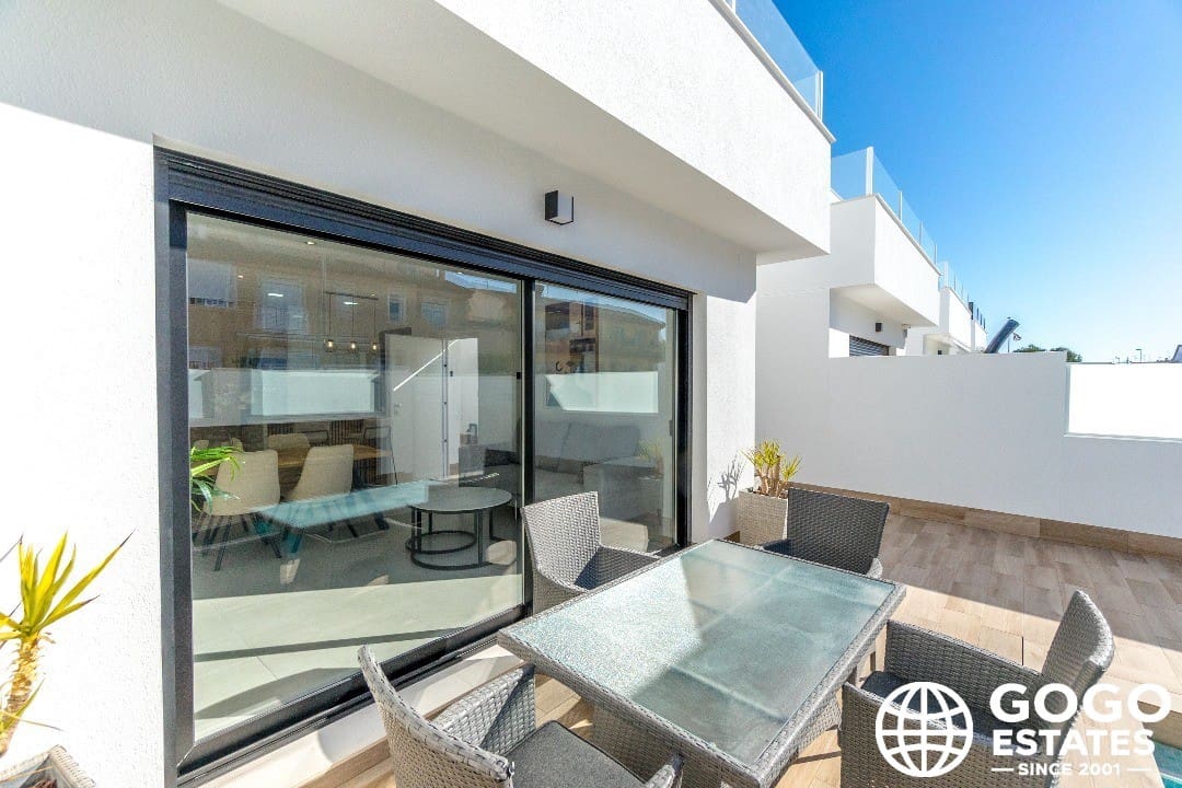 3 chambre Villa/Maison Mitoyenne à vendre à San Pedro del Pinatar avec piscine garage - 380 000 € (Ref: 9971317)