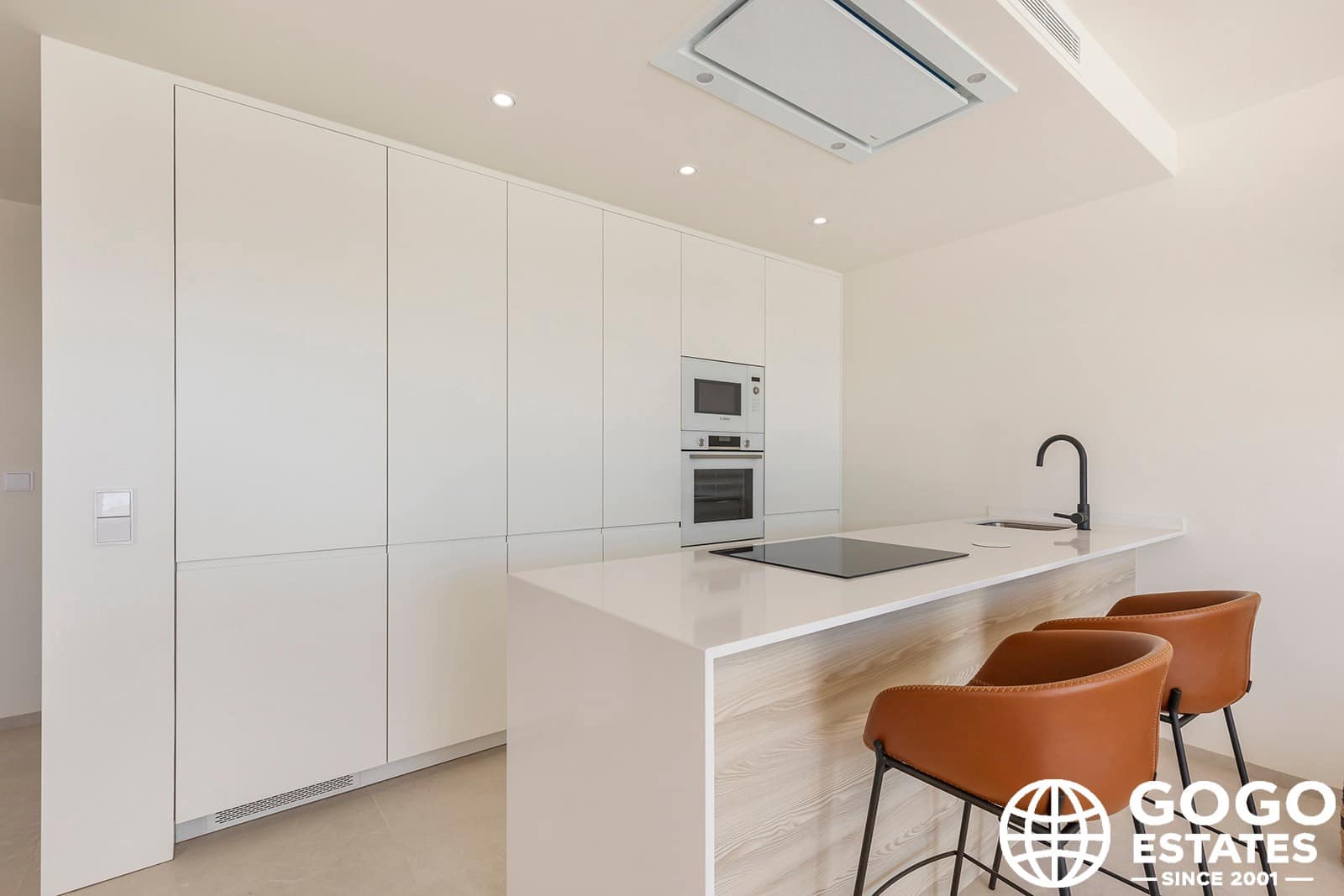 Chalet de 3 habitaciones en Los Alcázares en venta con piscina - 489.000 € (Ref: 9971352)