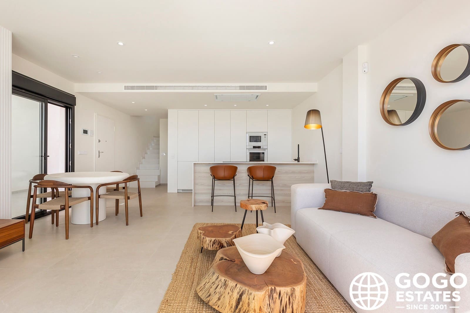 Chalet de 3 habitaciones en Los Alcázares en venta con piscina - 489.000 € (Ref: 9971352)