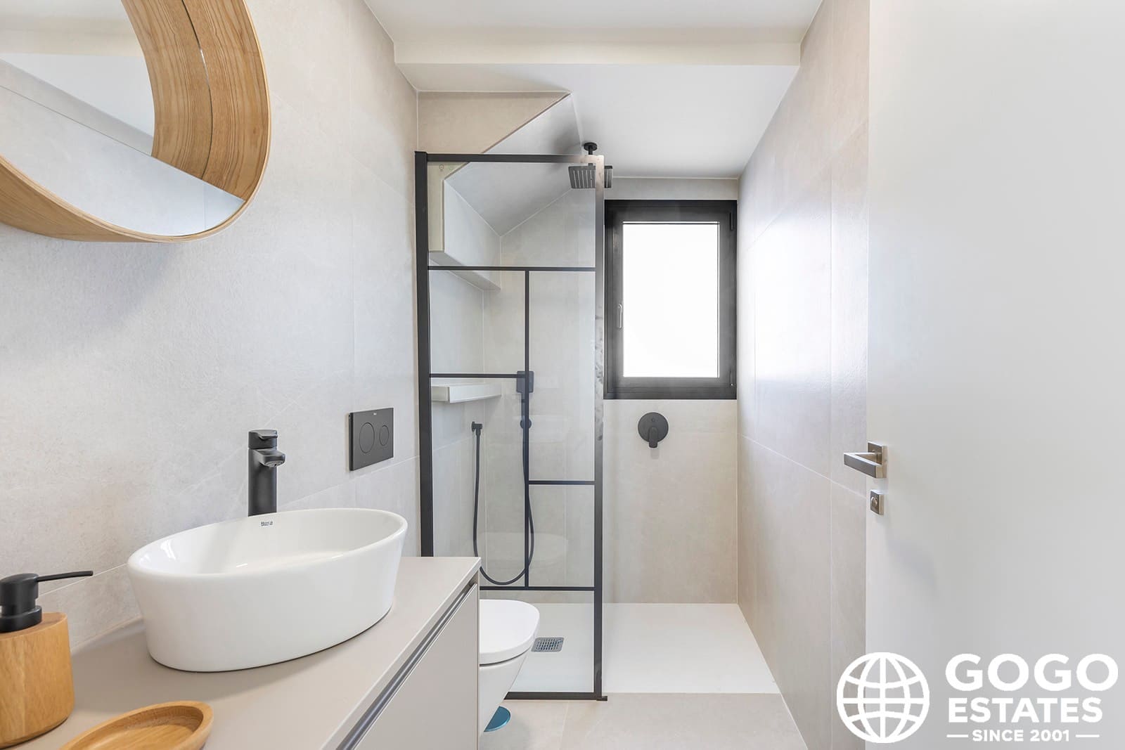 Chalet de 3 habitaciones en Los Alcázares en venta con piscina - 489.000 € (Ref: 9971352)