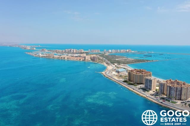 2 soverom Leilighet til salgs i La Manga del Mar Menor med svømmebasseng garasje - € 263 000 (Ref: 9971357)