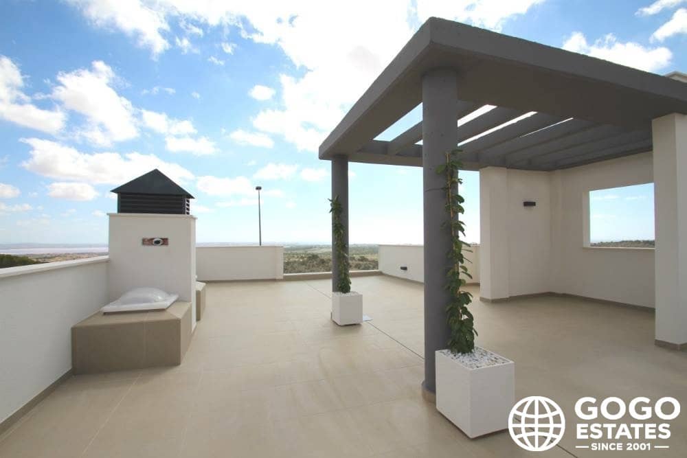 4 quarto Moradia para venda em San Miguel de Salinas com piscina garagem - 1 250 000 € (Ref: 9971362)