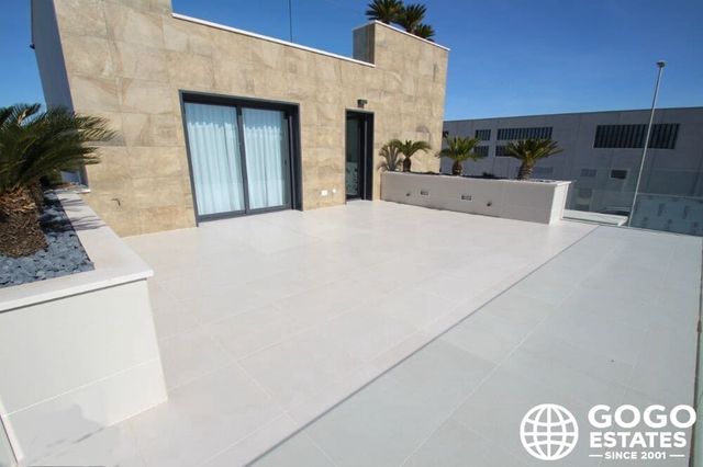 3 camera da letto Villa in vendita in San Miguel de Salinas con piscina garage - 630.000 € (Rif: 9971369)